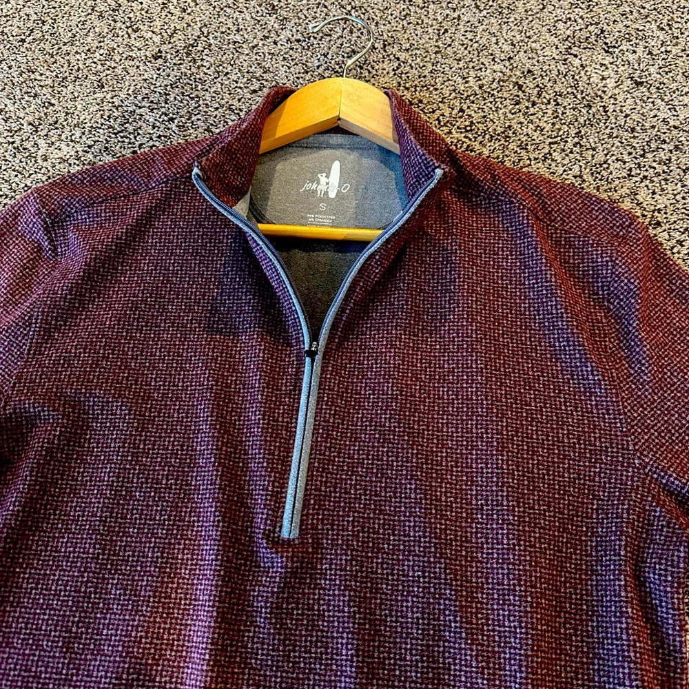 Johnnie-O quarter-zip burgundy size small